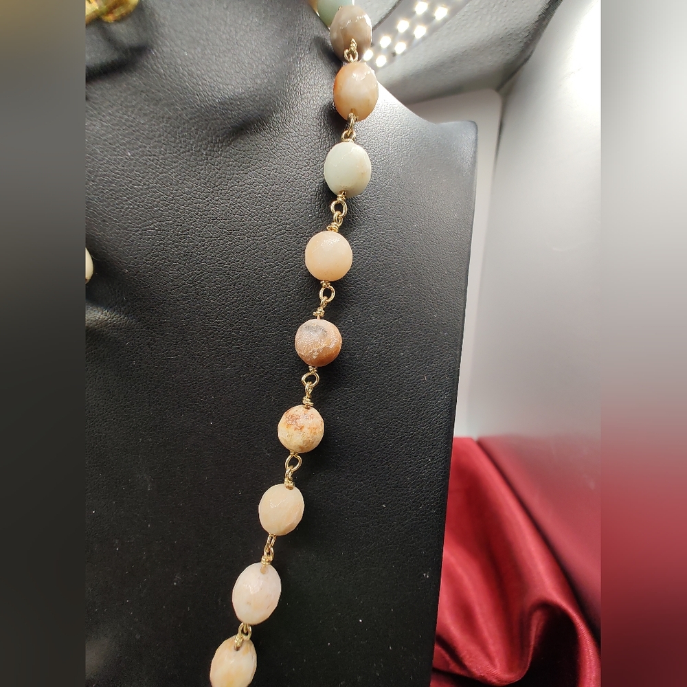 Vintage Gold Tone Chain Link Stone & Crystal Necklace Screw Back Crystal Earring - Picture 3 of 8